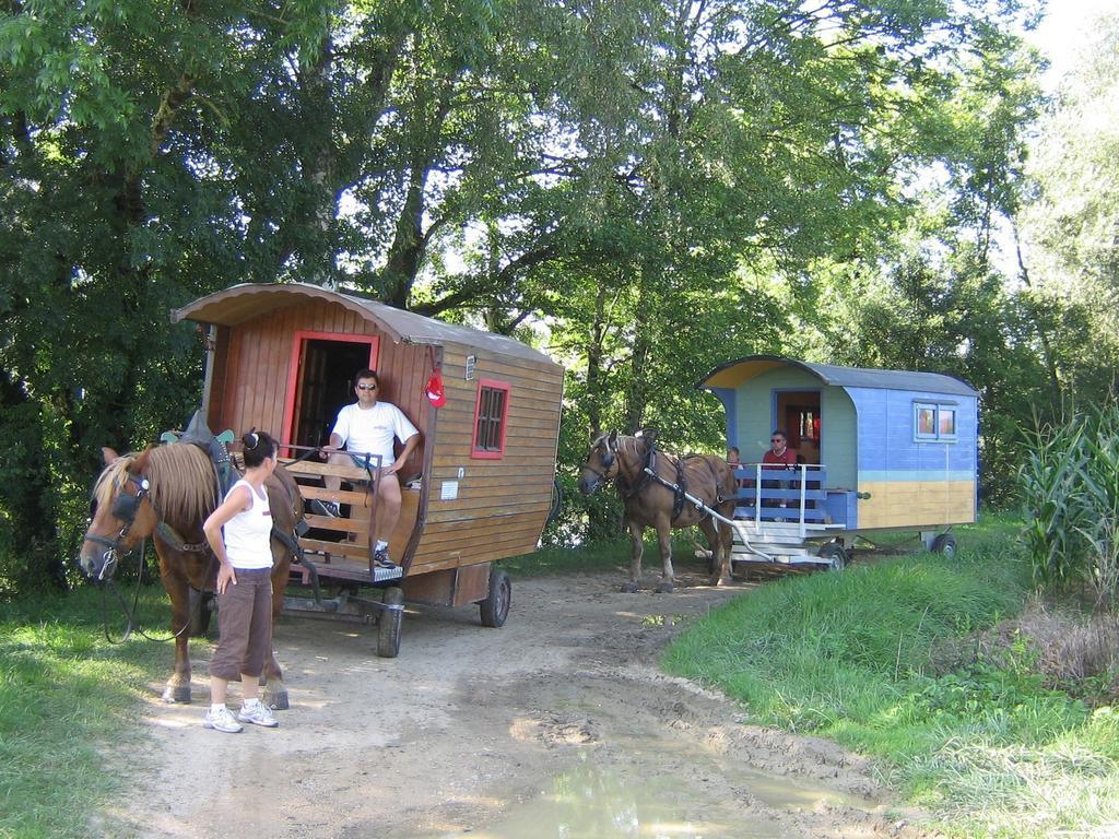 Che'Val D'Amour Ecleux Exterior foto
